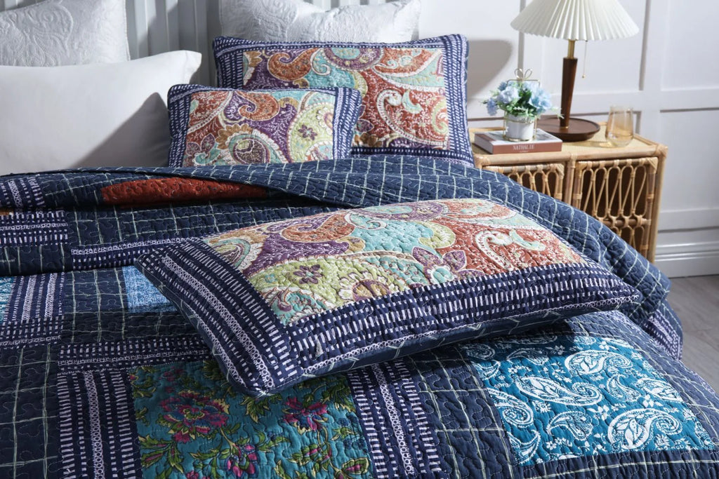 3-Piece Floral Cotton Patchwork Quilt Set Queen Navy Blue E743601