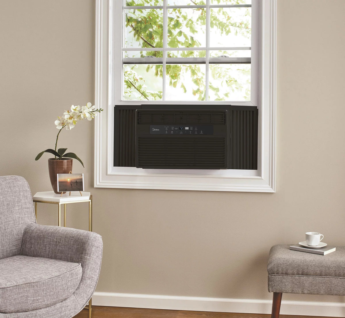 8,000 BTU 115V Smart Window Air Conditioner with Remote, Black R477