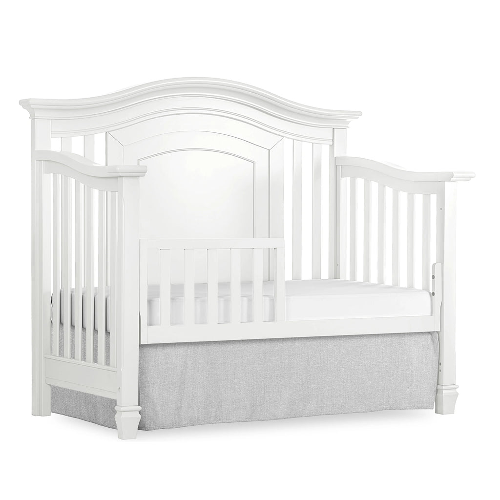 White 5-in-1 Convertible Crib Q544582