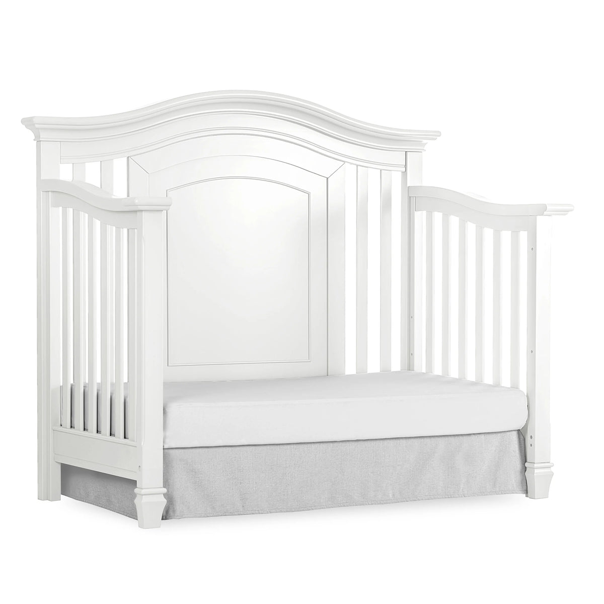 White 5-in-1 Convertible Crib Q544582