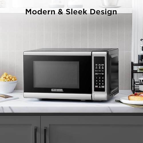 700W 0.7 Cu.ft Stainless Steel Digital Microwave Oven U159819