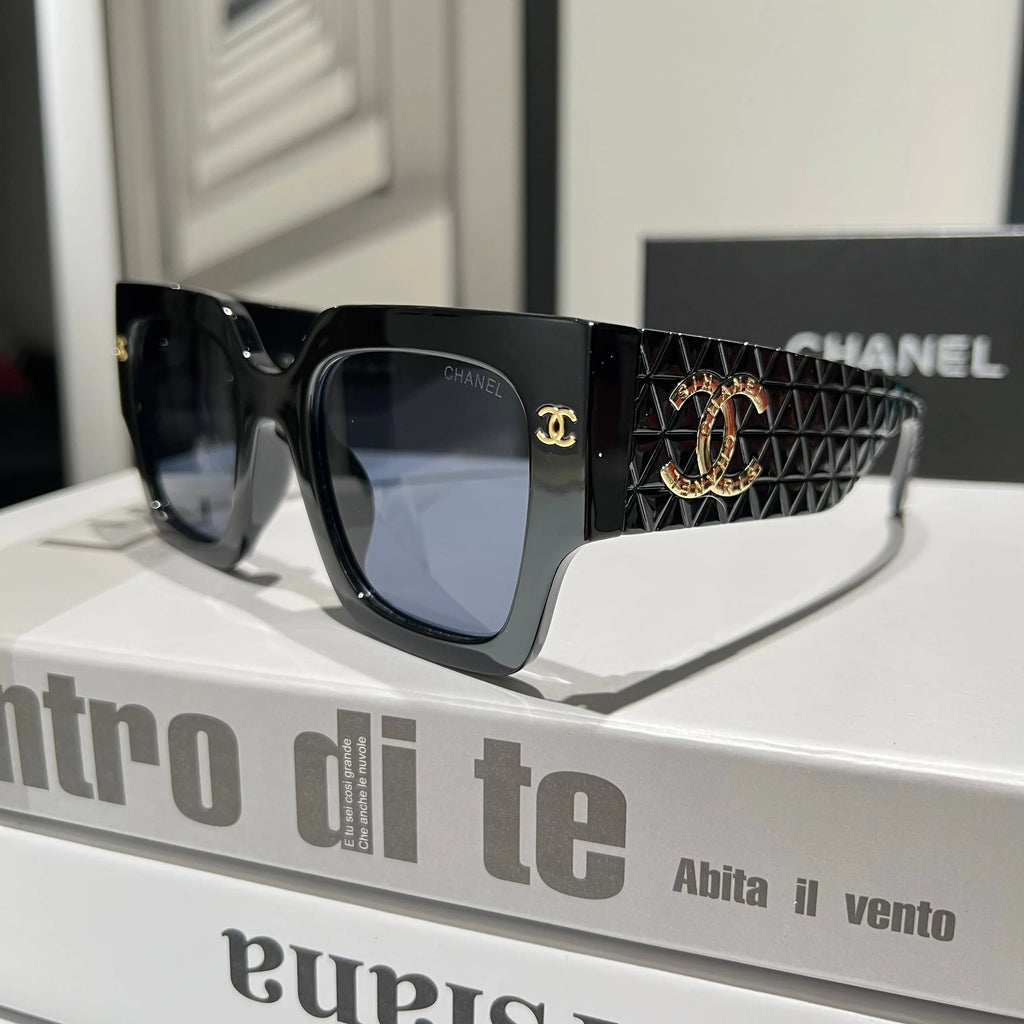 Fashionable CC Letter Sunglasses G248394
