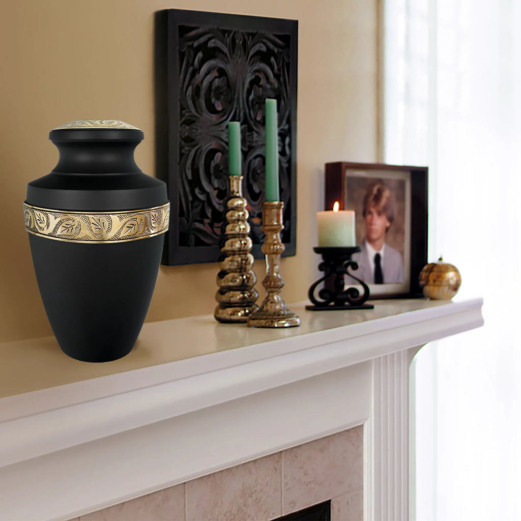 Black Large Adult Urn with Velvet Bag F84298