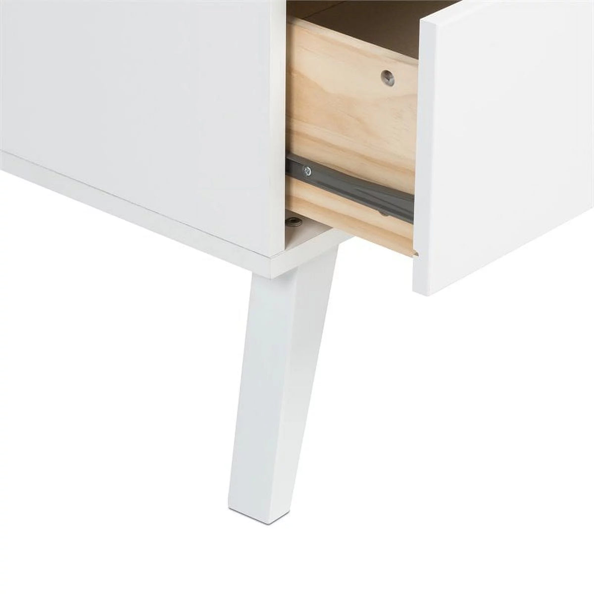 White 2 Nightstands and 7-Drawer Dresser 3-Piece Set H74935