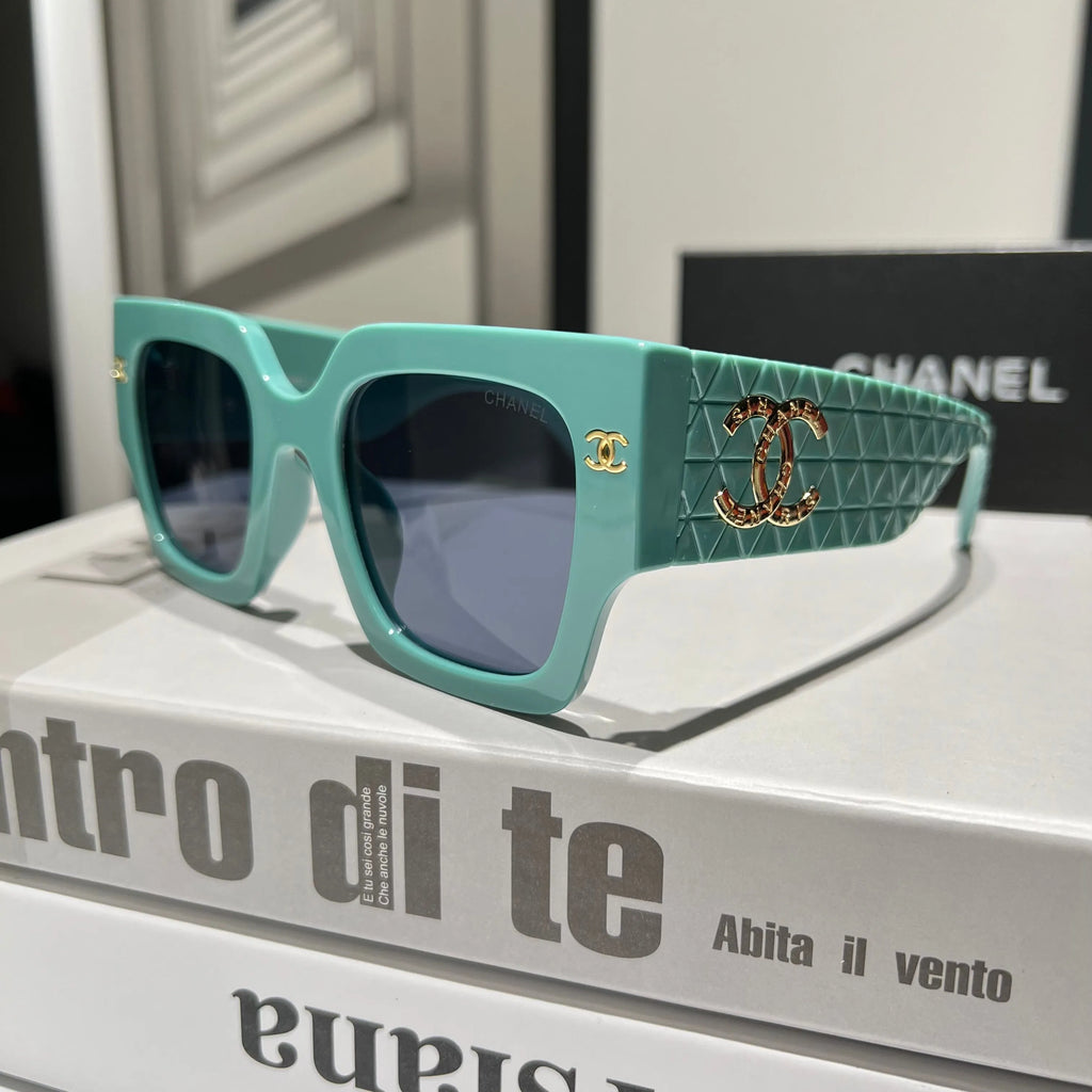 Fashionable CC Letter Sunglasses G248394