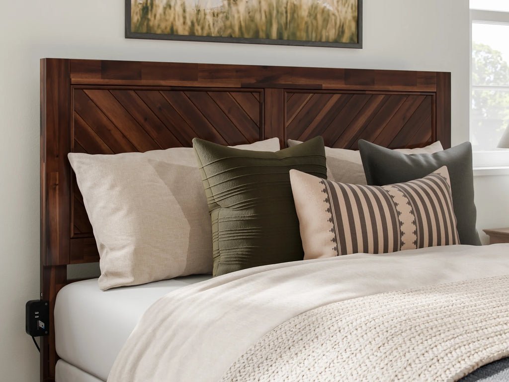 Queen Solid Wood Low Profile Platform Bed with Footboard, Walnut Y61264